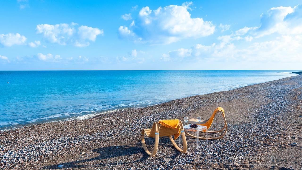 Cristelia Seafront & Pool Villa Lakhania Zewnętrze zdjęcie