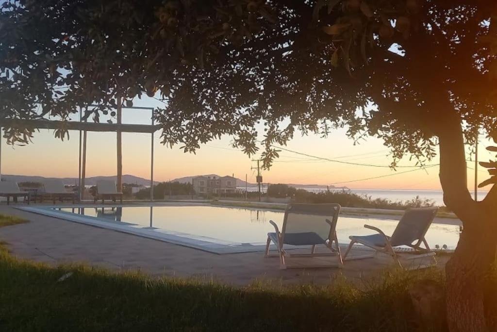 Cristelia Seafront & Pool Villa Lakhania Zewnętrze zdjęcie