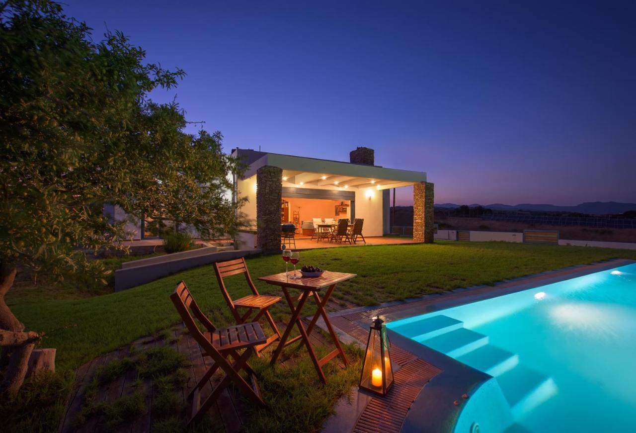 Cristelia Seafront & Pool Villa Lakhania Zewnętrze zdjęcie