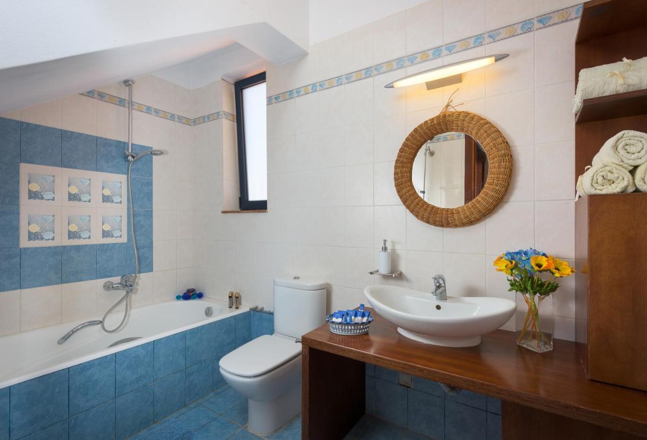 Cristelia Seafront & Pool Villa Lakhania Zewnętrze zdjęcie