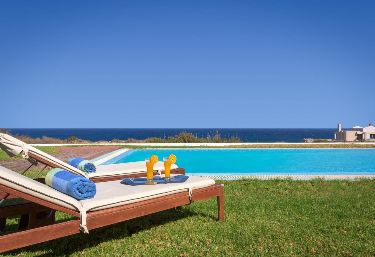 Cristelia Seafront & Pool Villa Lakhania Zewnętrze zdjęcie